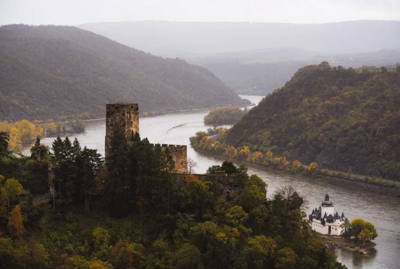 Burg Gutenfels, Kaub, Germany, Germany
